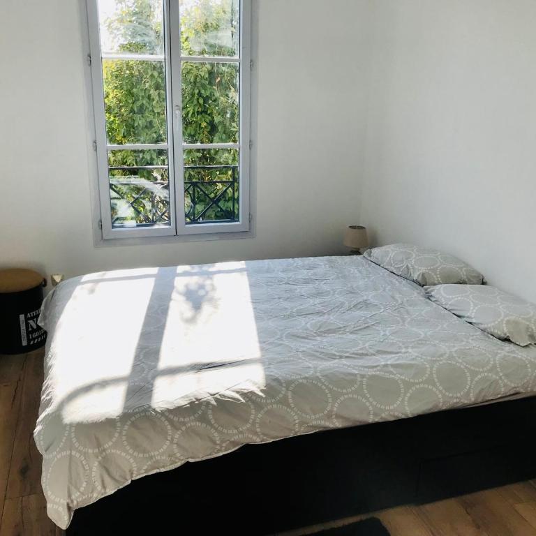 Disney cosy lounge - Two-Bedroom Apartment - 4