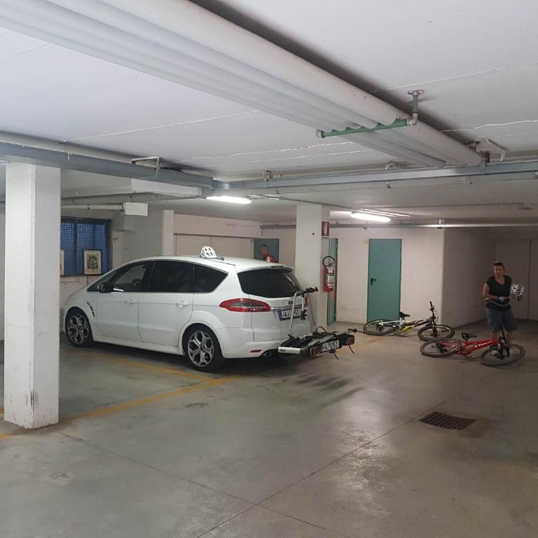 Hike & Bike Home Helena - Appartamento con 1 Camera da Letto - 16