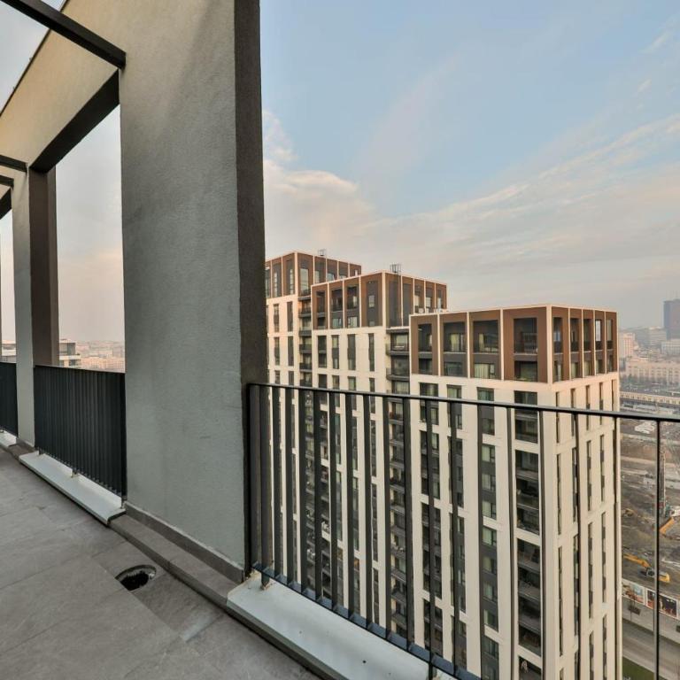 Belgrade Waterfront Apartments - Deluks Dvokrevetna Soba sa Bračnim Krevetom i Balkonom - 7