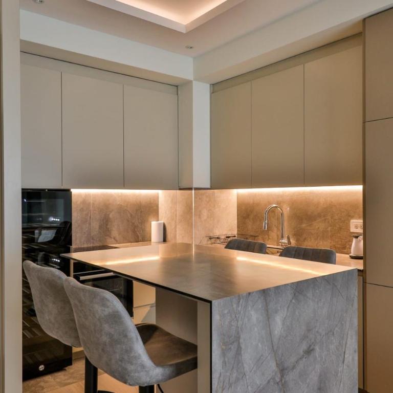 Belgrade Waterfront Apartments - Deluks Dvokrevetna Soba sa Bračnim Krevetom i Balkonom - 7