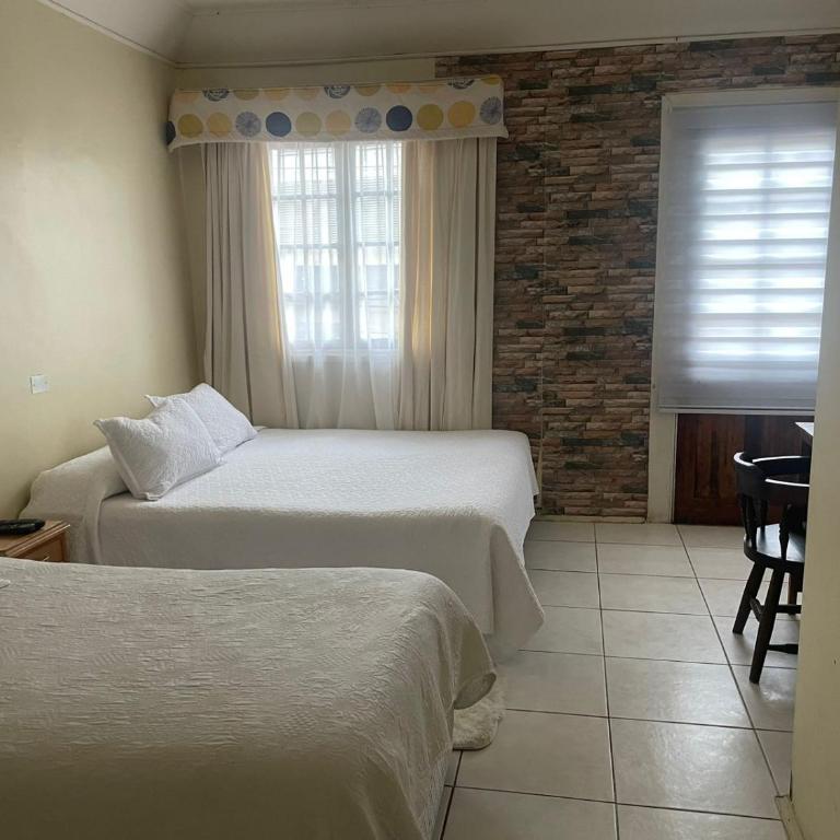 Hotel Palermo Quintero - Family Room - 4
