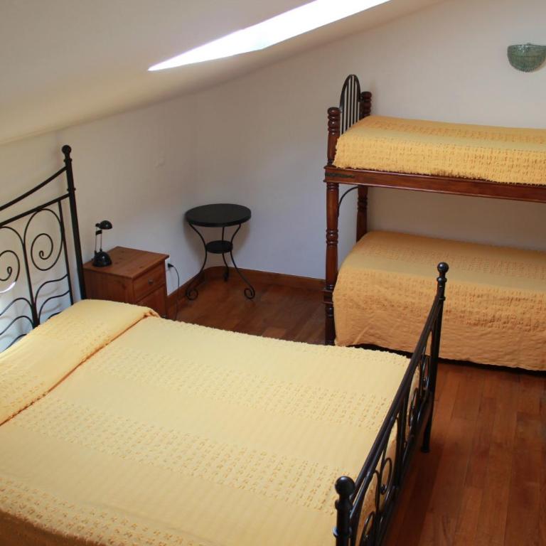 B&B Al Borgo - Camera Quadrupla con Bagno in Comune - 1