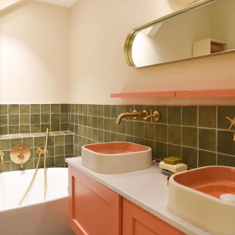 Comfortable 150 m house in the heart of Paris - Maison de Vacances - 17