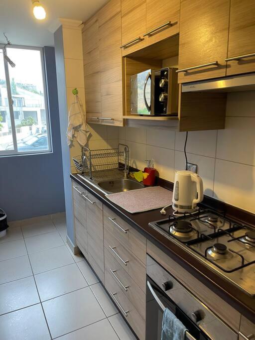 Cómodo departamento Agua Santa - Two-Bedroom Apartment - 6