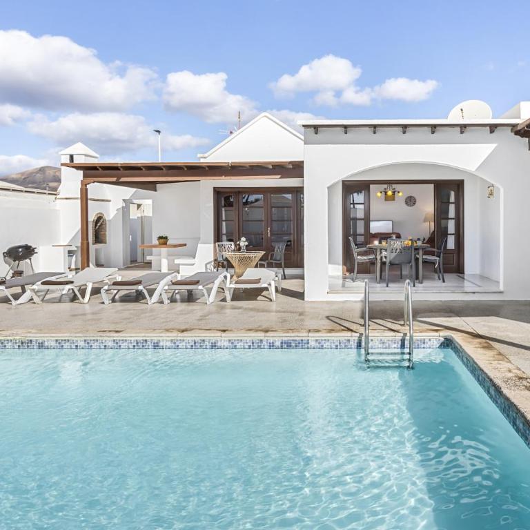 Villa Eva - VipVipVillas - Villa with Private Pool - 1