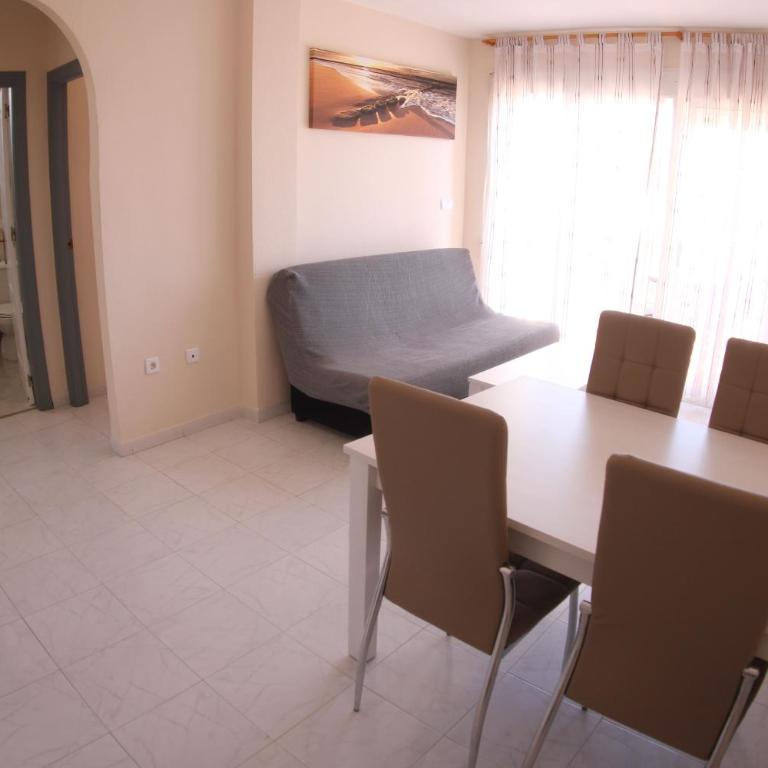 Apartamentos Marina Internacional - Apartamento Superior - 17