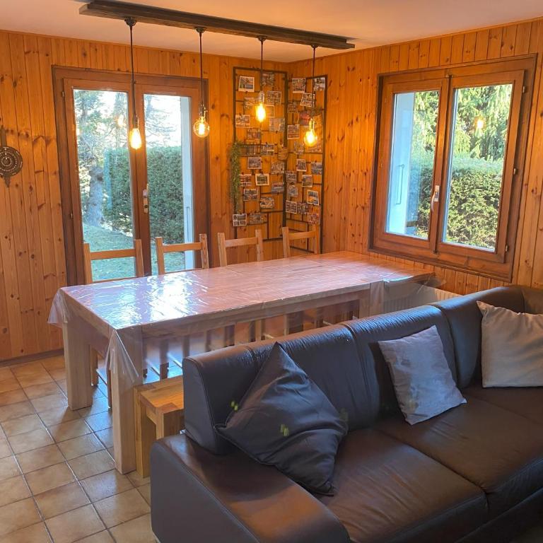 Chalet Lé Fèrtin - Three-Bedroom Chalet - 9