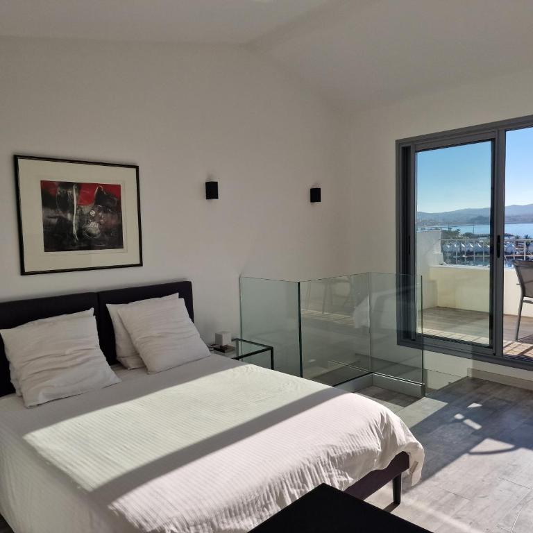 Sanaritz - Studio with Terrace and Sea View - 8