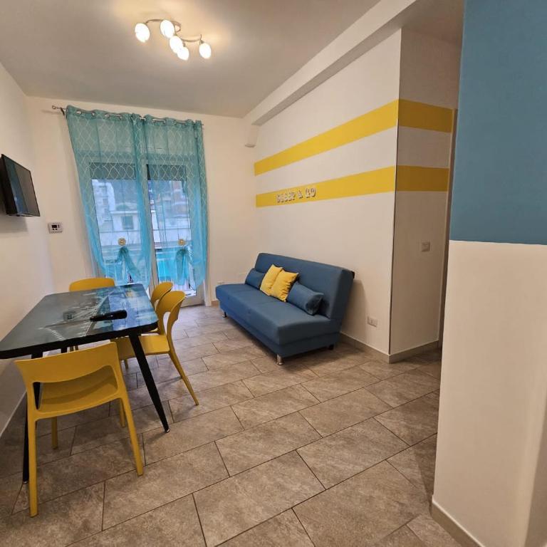sorrento sleepandgo - Two-Bedroom House - 3