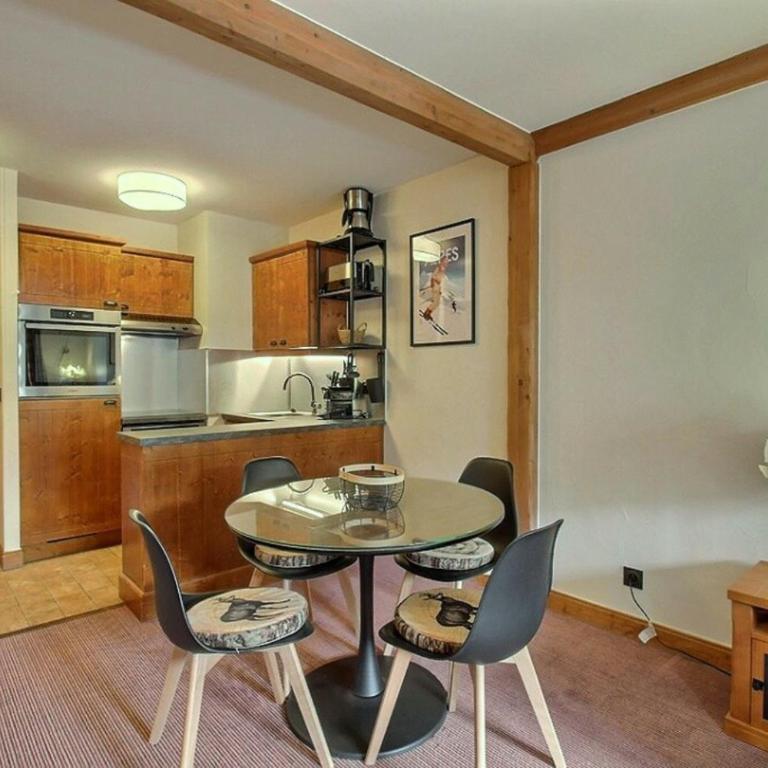 ARC 1950 - APPARTEMENT MODERNE - SAUNA HAMMAM JACUZZI - 4 Personnes - Appartement 1 Chambre avec Balcon et Vue sur les Montagnes - 12