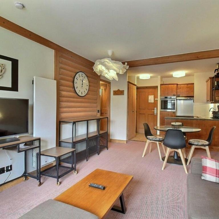 ARC 1950 - APPARTEMENT MODERNE - SAUNA HAMMAM JACUZZI - 4 Personnes - Appartement 1 Chambre avec Balcon et Vue sur les Montagnes - 11