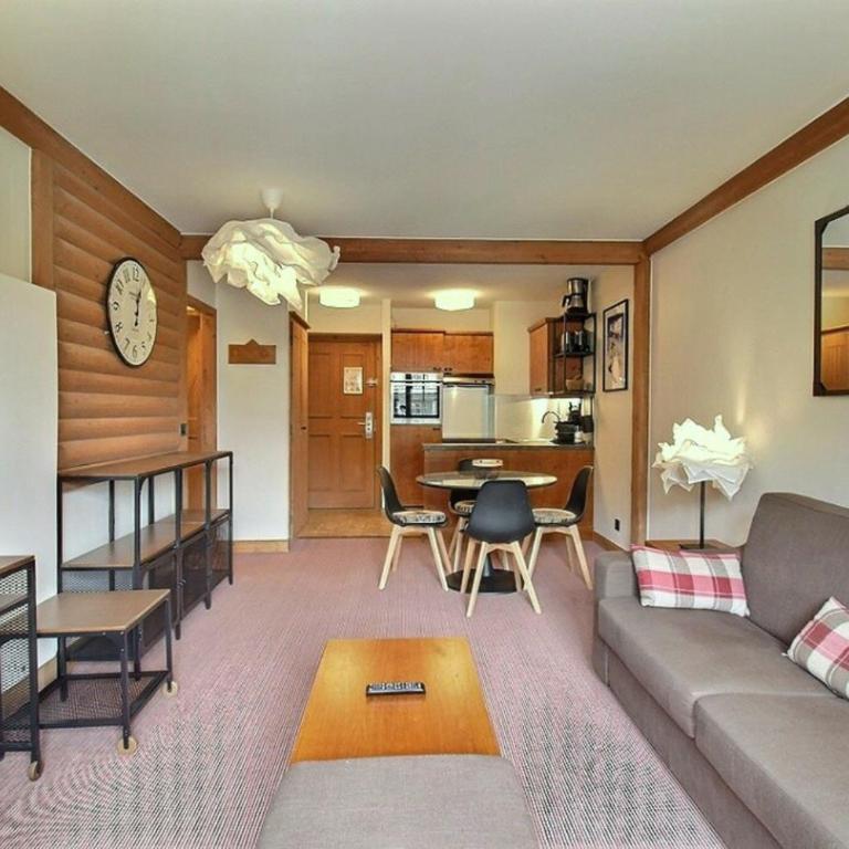 ARC 1950 - APPARTEMENT MODERNE - SAUNA HAMMAM JACUZZI - 4 Personnes - Appartement 1 Chambre avec Balcon et Vue sur les Montagnes - 10