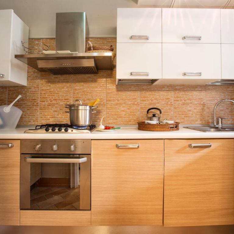 SorrentoVibes - Family 2 Bedroom Apartment Terrace Sorrento Centre - Casa Vacanze - 23