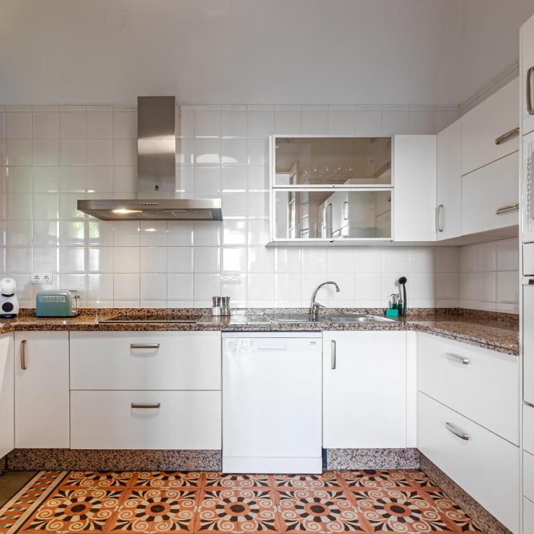 Malaga Center Flat balcony at Picasso’s home - Apartamento Superior - 18