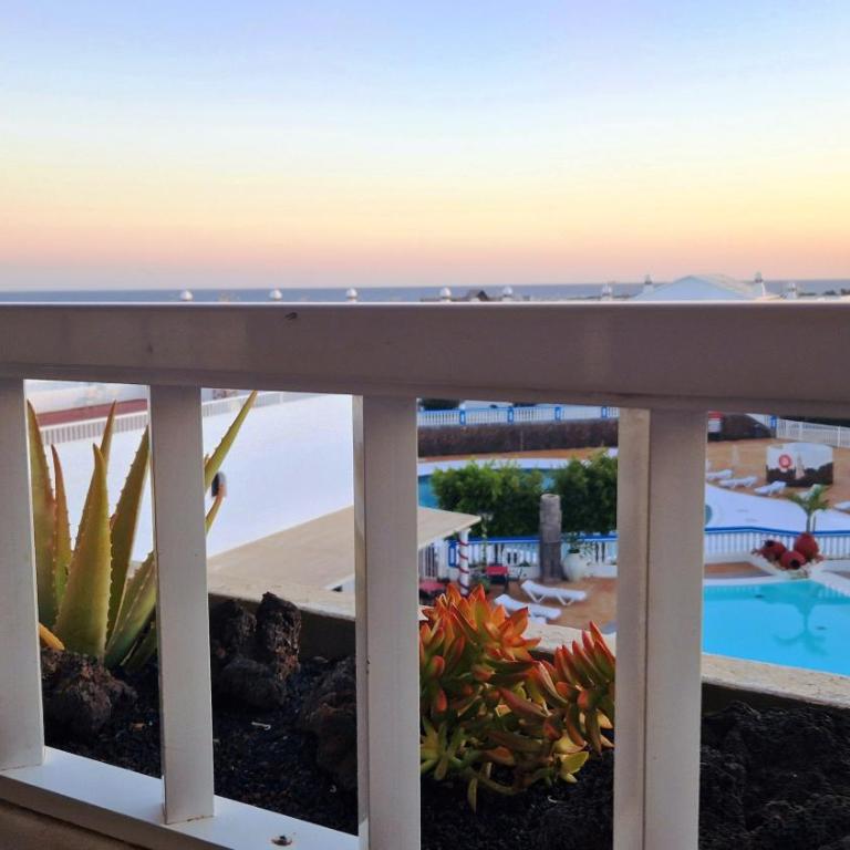 NEW Pools Wonderful Views AC - Deluxe Apartment - 5