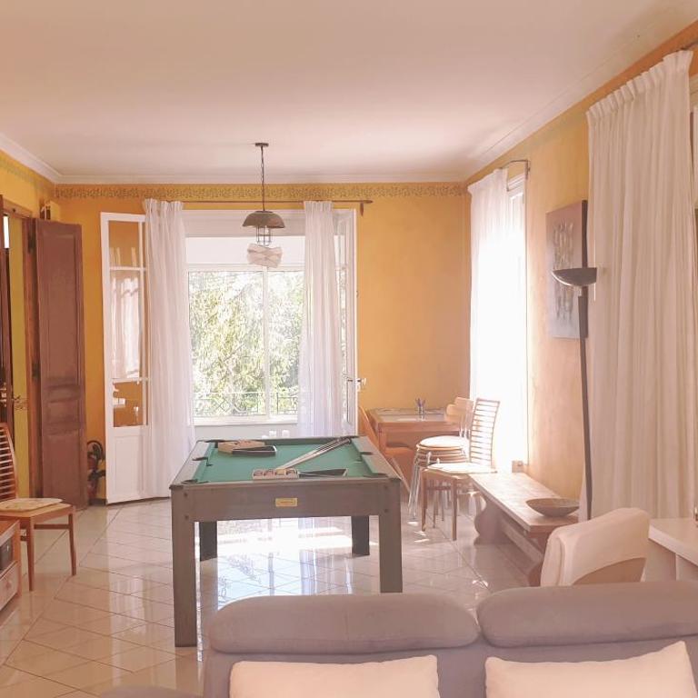 Spacieux T3 avec piscine - Maison 2 Chambres - 14