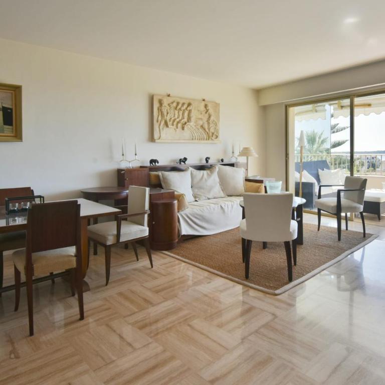 Close to downtown Cannes swimming pool and sea view - Appartement - 11