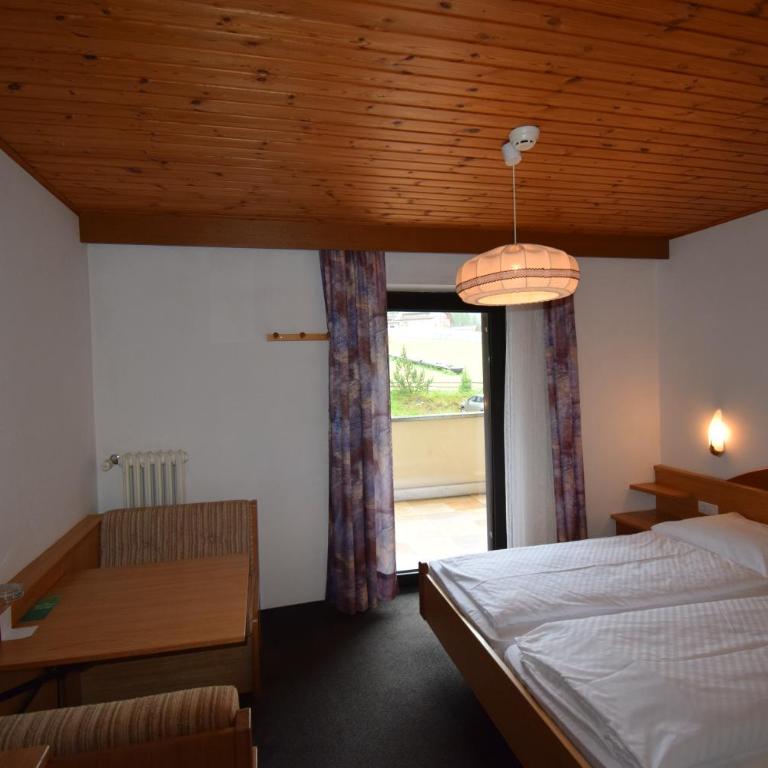 Hotel Montana - Doppelzimmer - 2