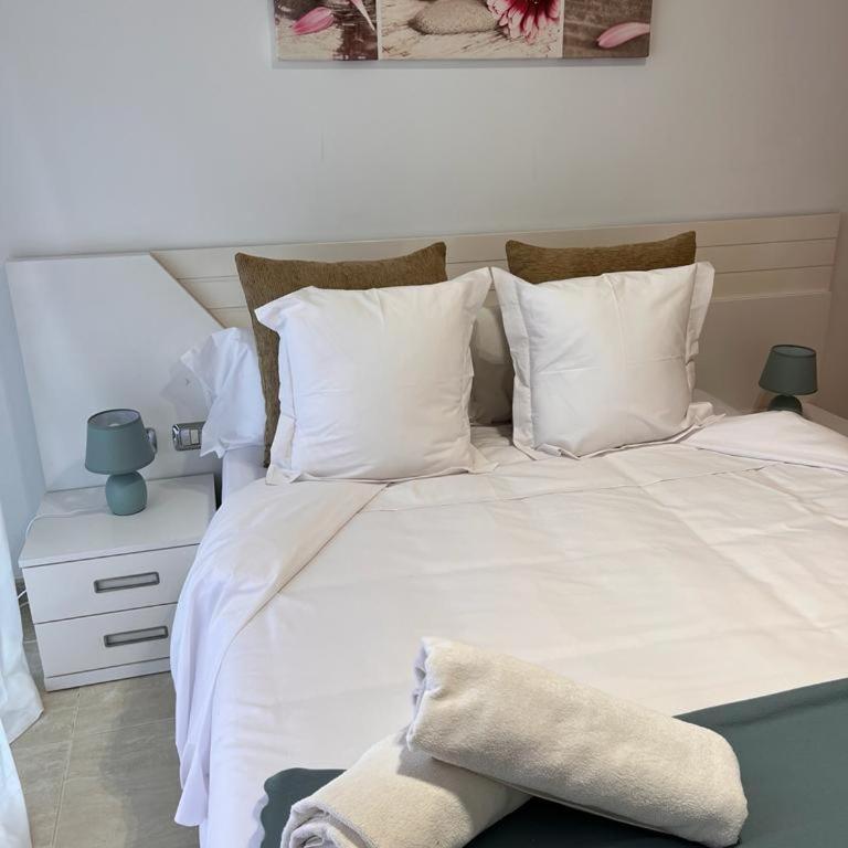 Apartamento con piscina climatizada y vistas - Two-Bedroom Apartment - 23
