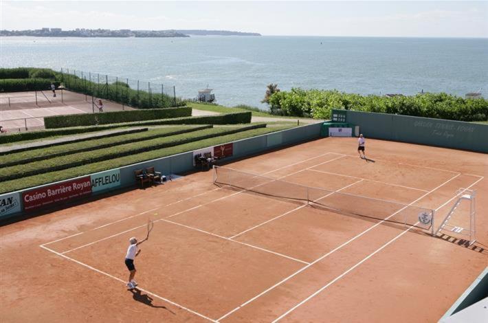 Devant la mer et la plage de ROYAN PONTAILLAC, 4chambres 2 à 8 personnes - Villa - 28
