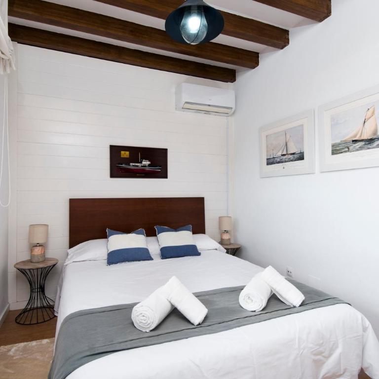 Queen Fabiola Villa, spacius home with private Pool in east Malaga - Casa de 6 dormitorios - 34