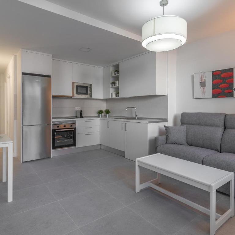 GO2TENERIFE Apart'Jara Pool view & Beach at 5 min - Apartamento con vistas a la piscina - 5