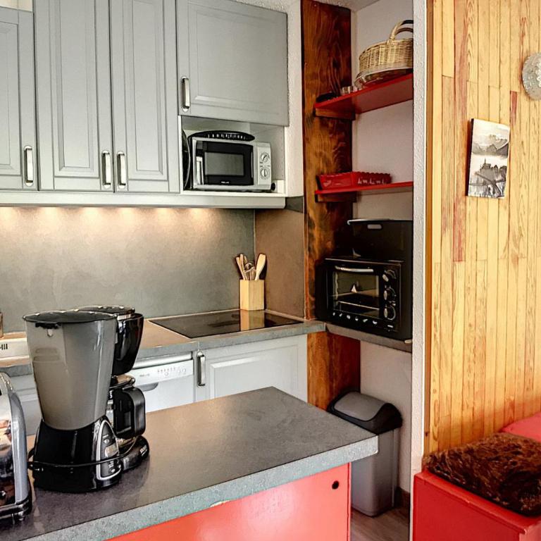 Appartement lumineux au centre avec balcon - Apartment mit 2 Schlafzimmern - 11