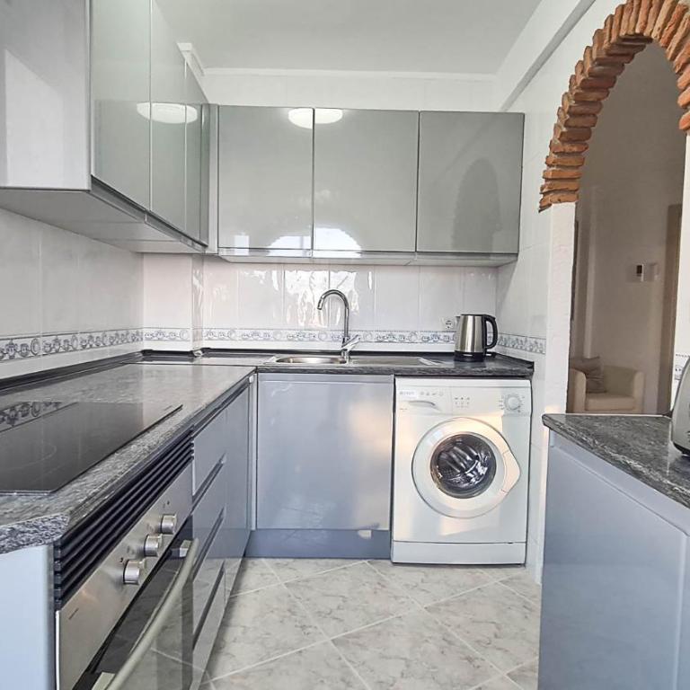 Vistamar Apartment, 2 bedrooms, 200m from the beach, close to town - Apartamento de 2 dormitorios - 20