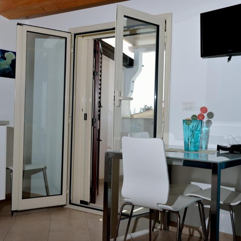Rada Delle Tortore - One-Bedroom Apartment with Balcony - 3