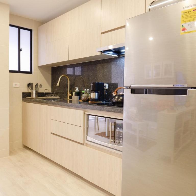 The Petit Flat - Bright & stylish studio apartment near Unicentro - Studio with Balcony - 13
