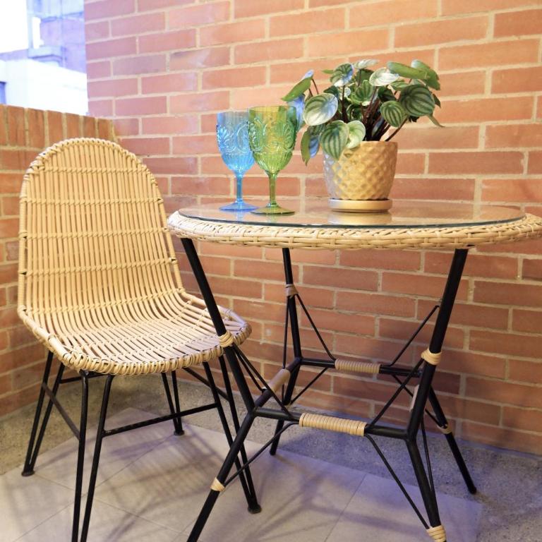 The Petit Flat - Bright & stylish studio apartment near Unicentro - Studio with Balcony - 20