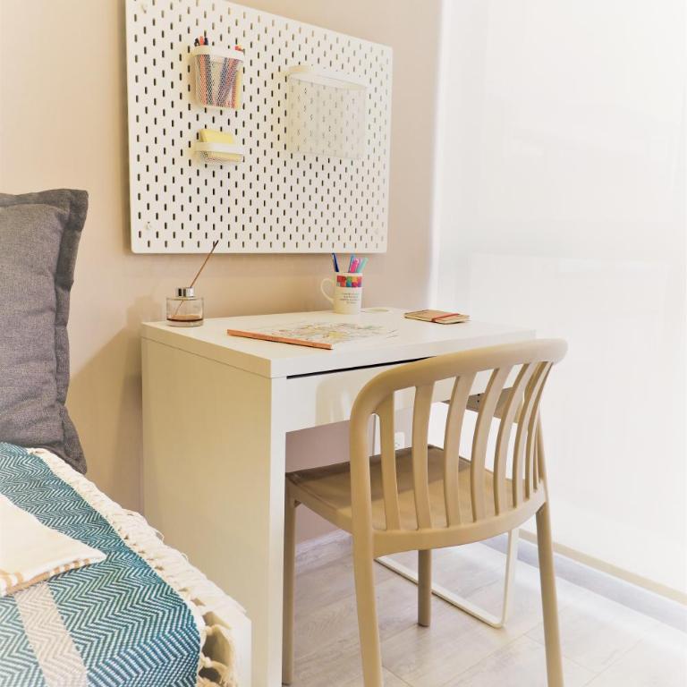 The Petit Flat - Bright & stylish studio apartment near Unicentro - Studio with Balcony - 21