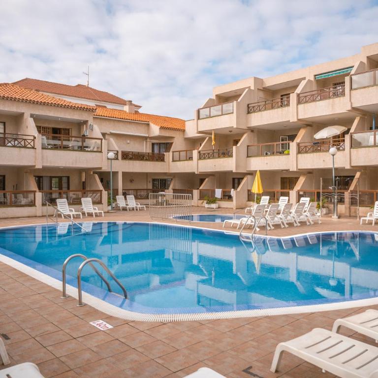 GO2TENERIFE Apart'Smile Las Americas Center & Heated Pool - Apartamento con terraza - 3