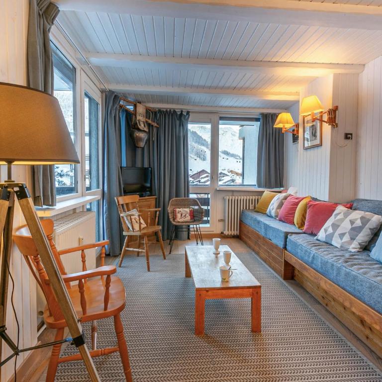 Appartement 4 pièces avec balcon, WiFi et parking couvert - Appartement 3 Chambres - 4