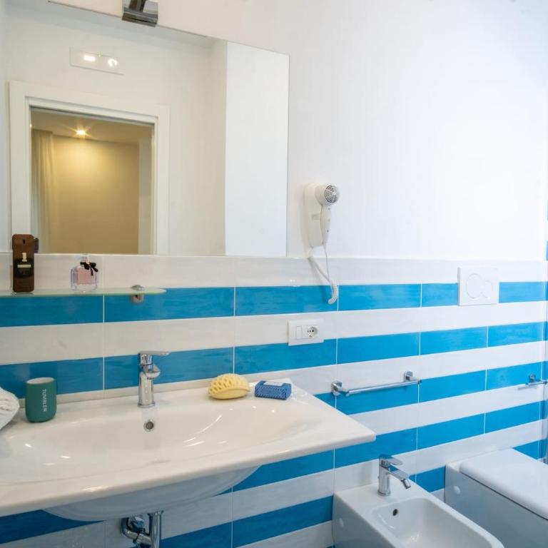 SorrentoVibes - Deluxe Apartment in Sorrento Centre - Appartamento con 2 Camere da Letto - 5