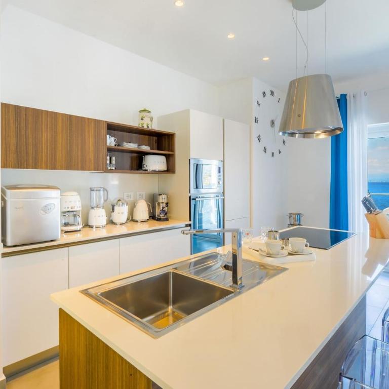 My Exclusive Italy - Beachfront Villa Sorrento & private sea access - Villa - 28