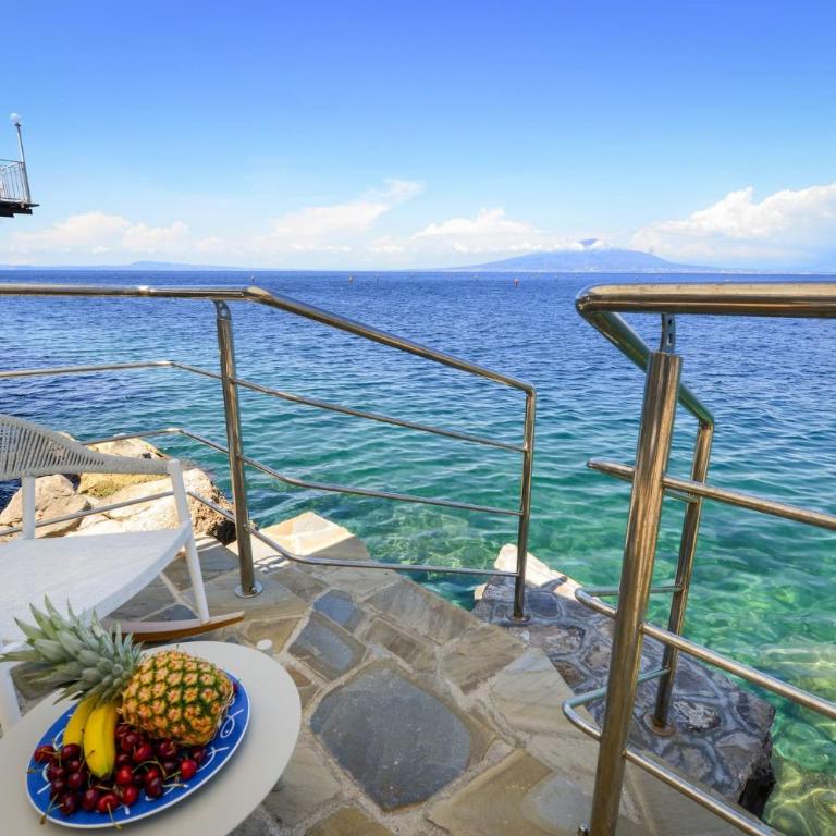 My Exclusive Italy - Beachfront Villa Sorrento & private sea access - Villa - 40