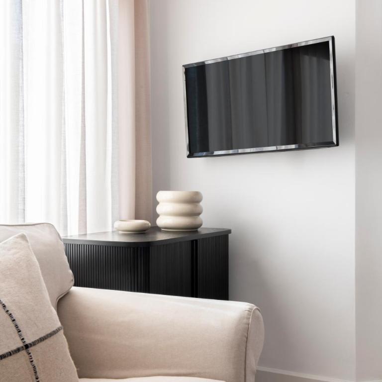 Salado Suites Apartments - Studio - 8