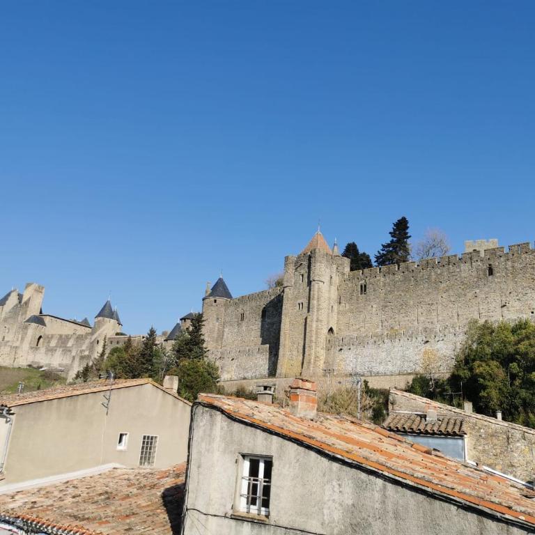 CITE MEDIEVALE- LE REMP'ART - 3 Chambres Tout Confort-au pied de la Cité- Accès direct piétons - parking gratuit - Villa mit 3 Schlafzimmern - 24