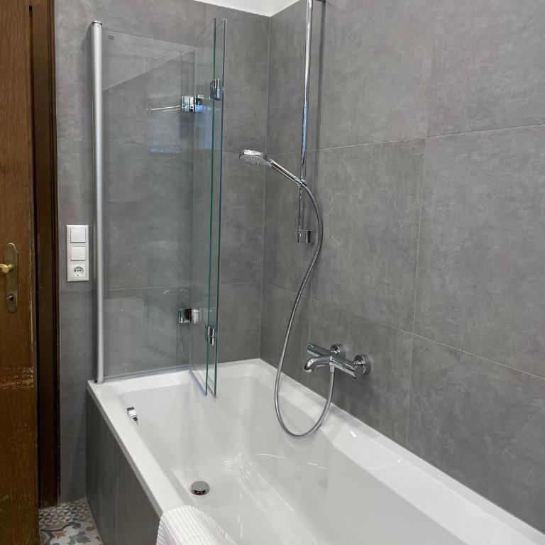 Villa Emilia - Casa con 4 camere da letto - 9