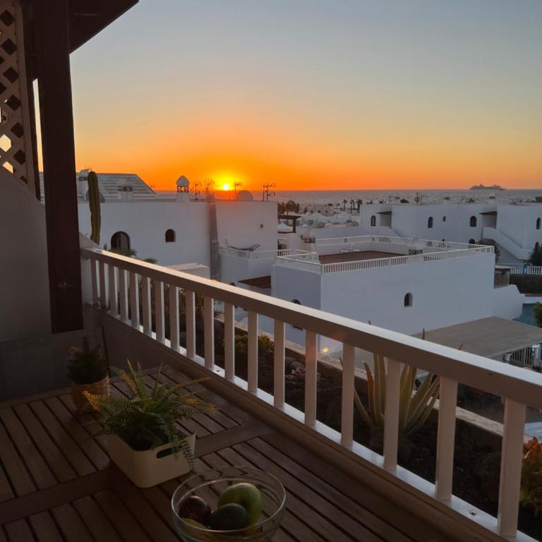 NEW Pools Wonderful Views AC - Deluxe Apartment - 14