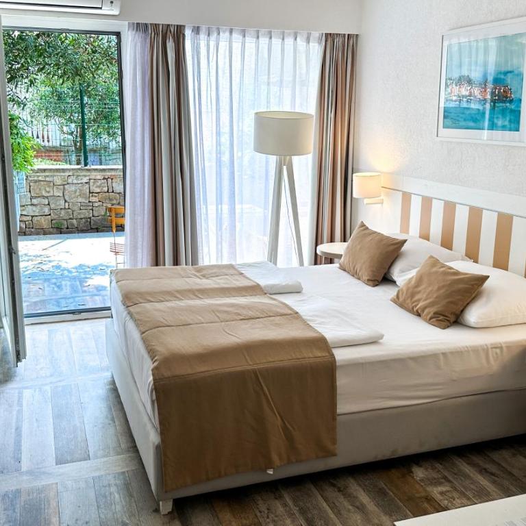 Hotel Castellastva - Double or Twin Room - 8