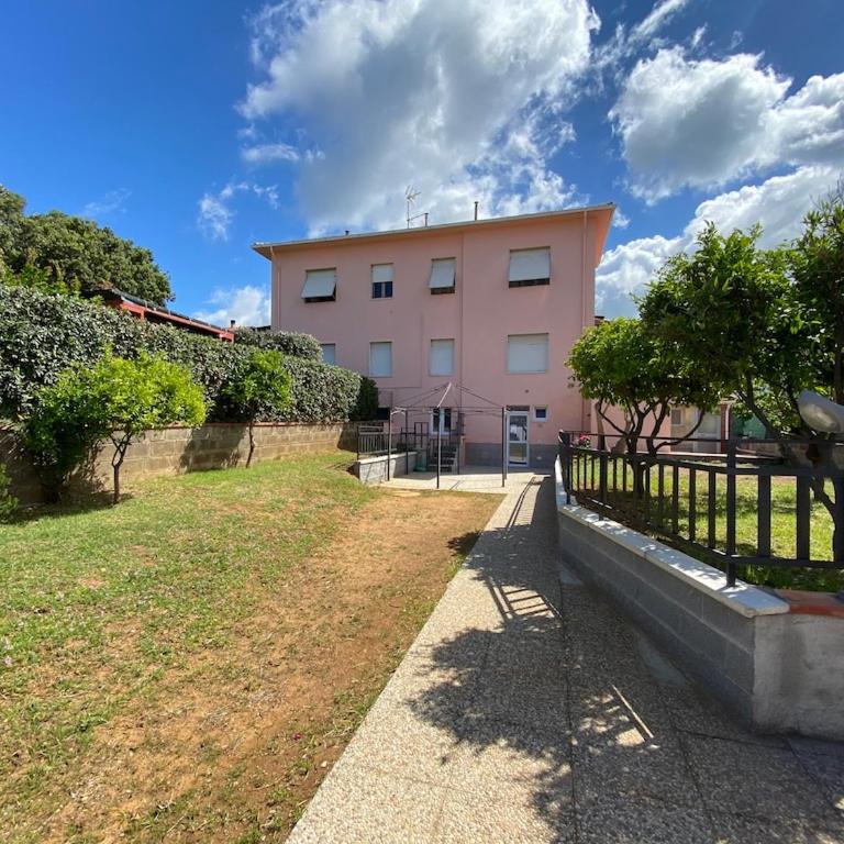 PAGAPS - Appartamento con 2 Camere da Letto - 1