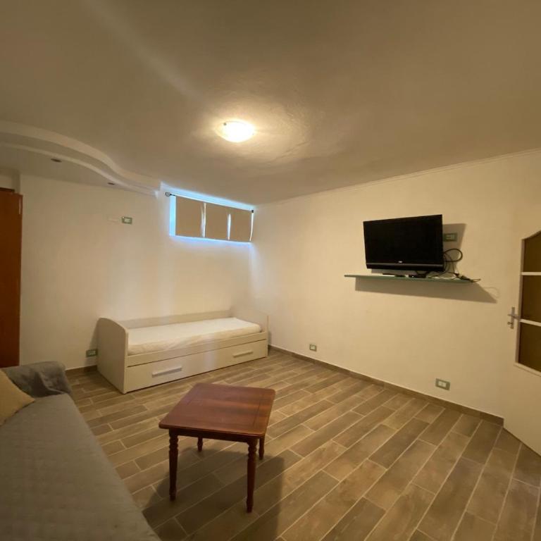 PAGAPS - Appartamento con 2 Camere da Letto - 10