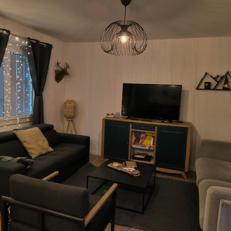 maison Loupaumaga 2 appartements - Seven-Bedroom House - 20
