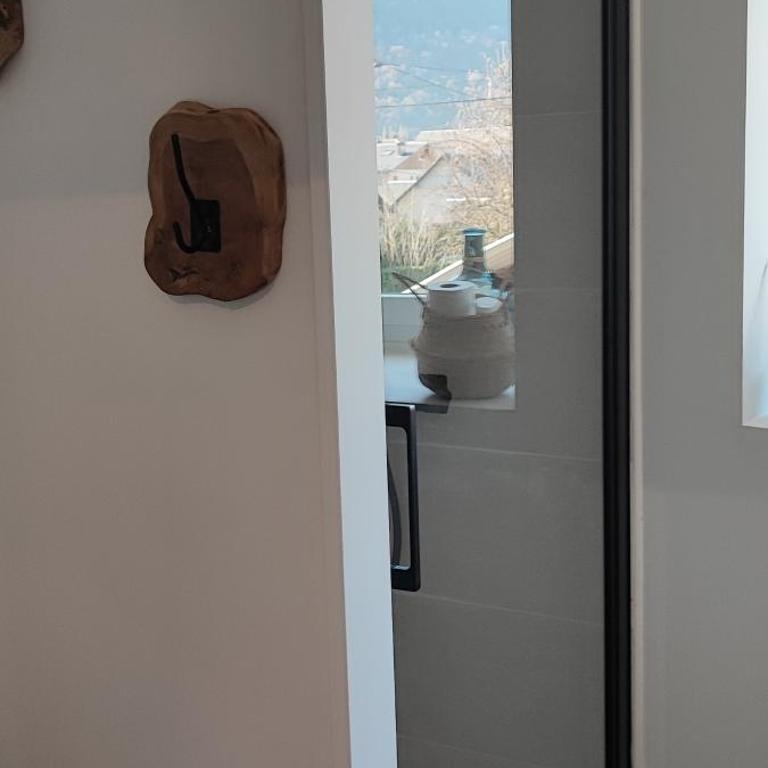 maison Loupaumaga 2 appartements - Seven-Bedroom House - 24