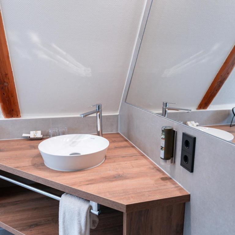 Boutique-Hotel Bayerischer Hof - Doppelzimmer Maisonette - 11