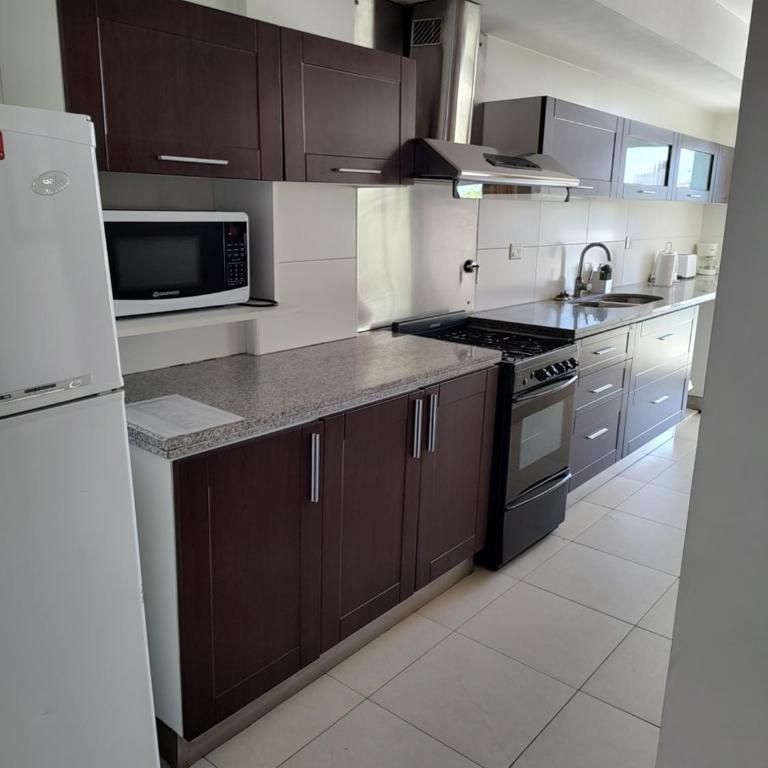 Departamentos de Categoría, Santa Fé y Alberti - Apartamento de 2 dormitorios - 14