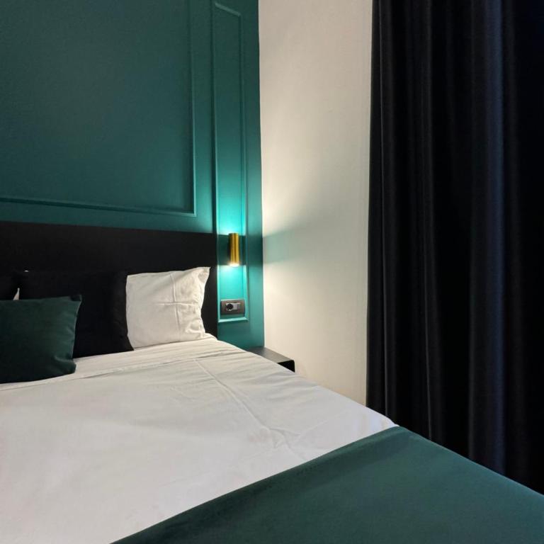 Materdei Emerald Rooms - Camera Matrimoniale con Bagno Privato - 3