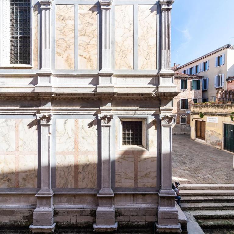 Palazzo Miracoli Apartments - Deluxe Apartment - 1
